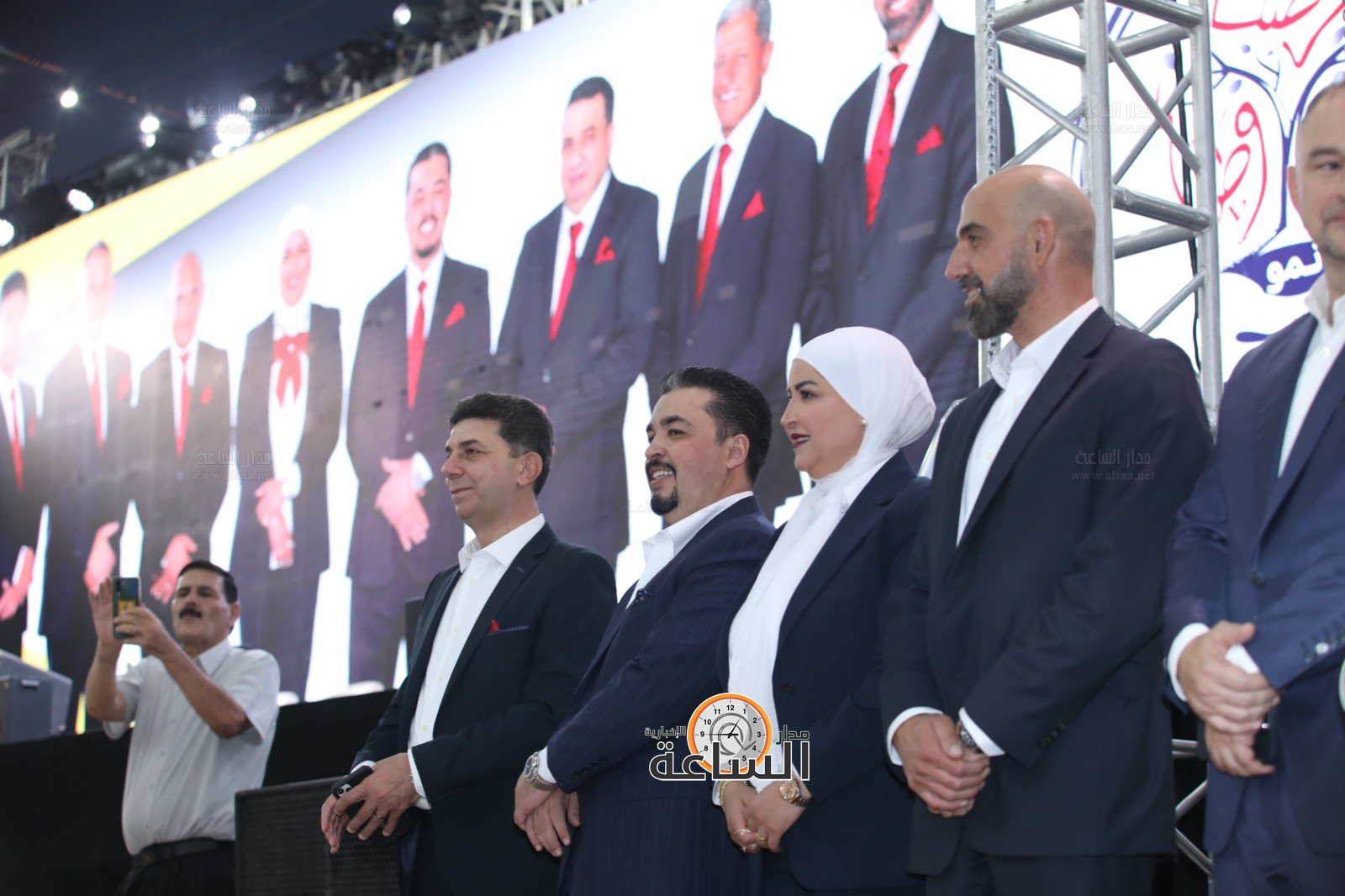 Madar Al-Saa Images 0.8618371693255436