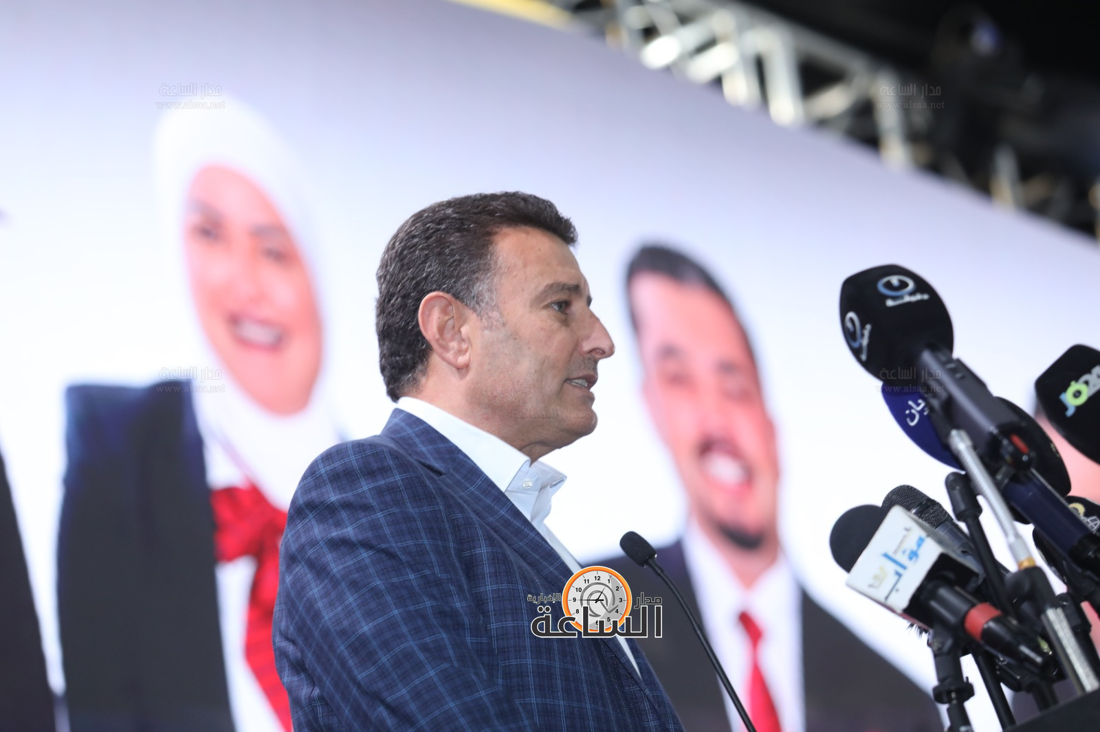 Madar Al-Saa Images 0.12493778699953895