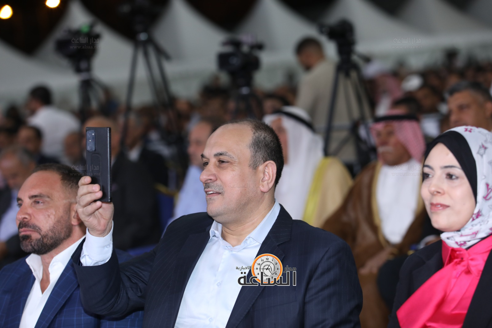 Madar Al-Saa Images 0.2957859472143942