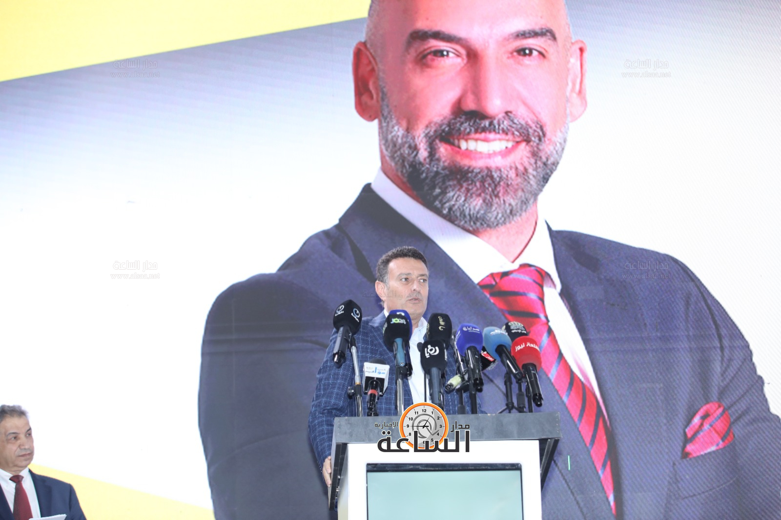 Madar Al-Saa Images 0.5575043665230126