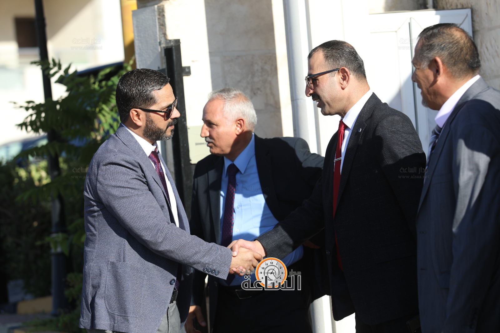 Madar Al-Saa Images 0.7812979972230676