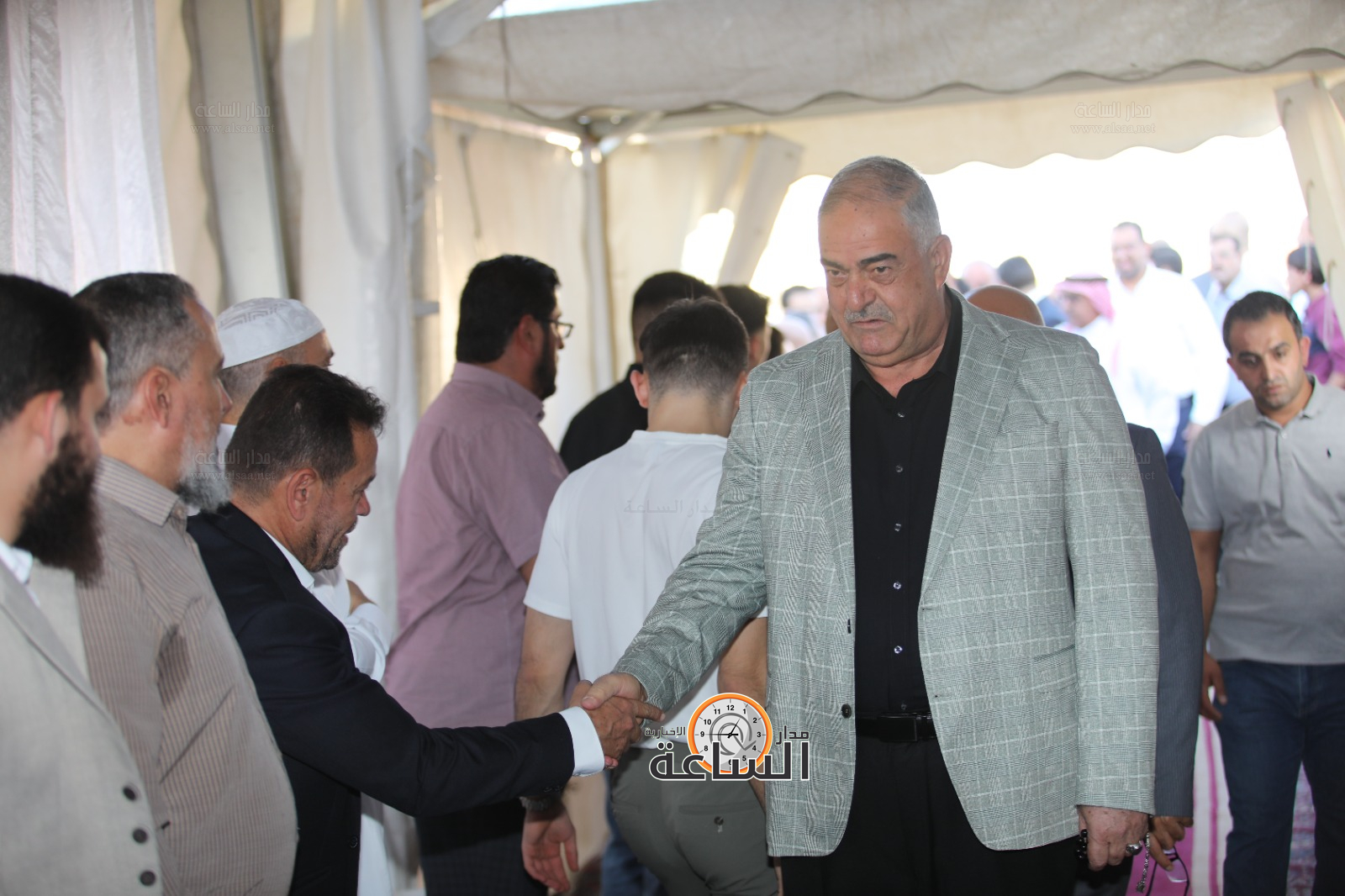 Madar Al-Saa Images 0.4197118816339036