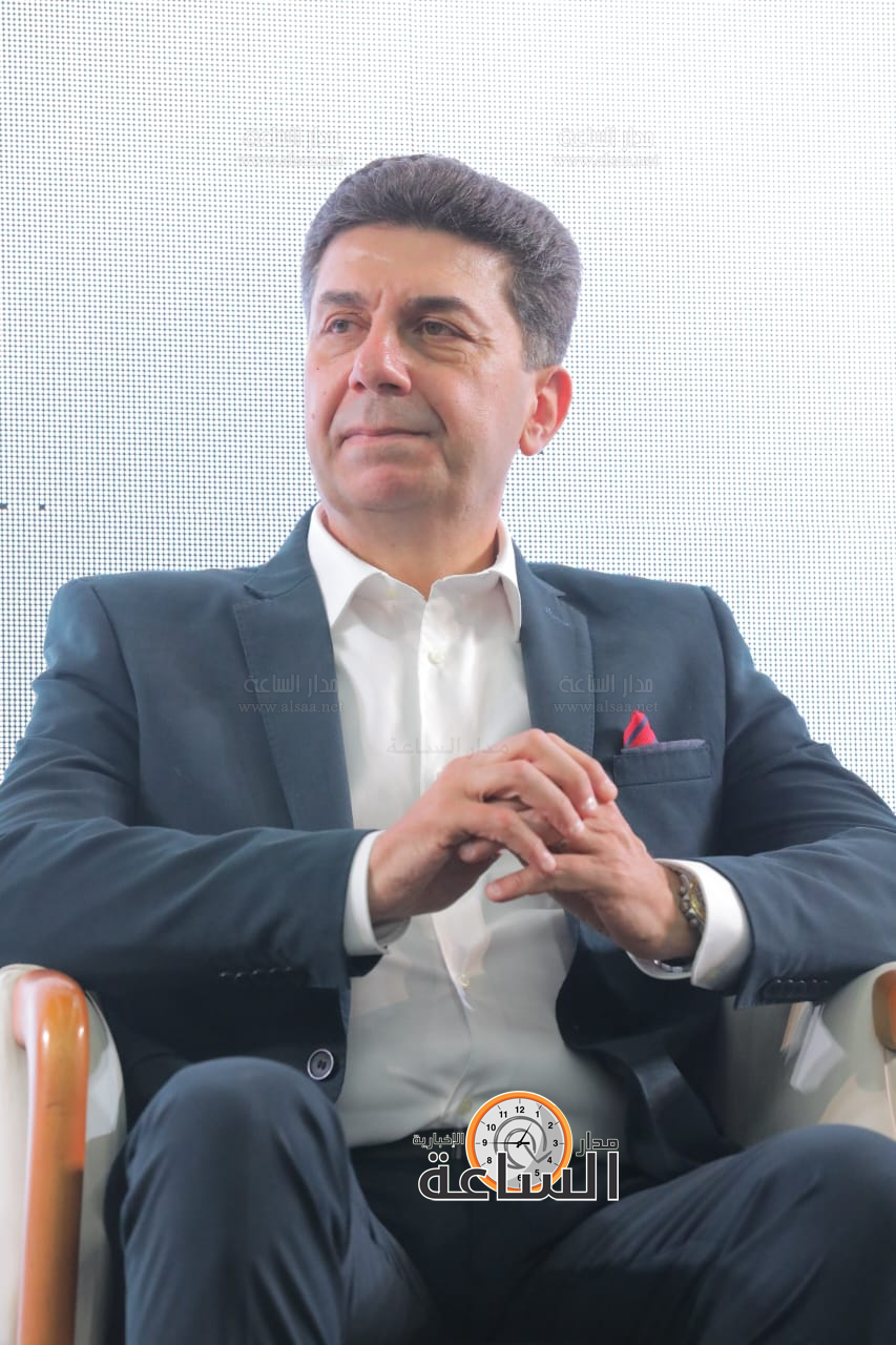 Madar Al-Saa Images 0.10125063243786414