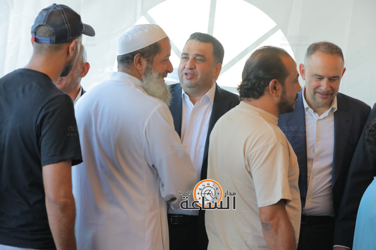 Madar Al-Saa Images 0.47167580209657745