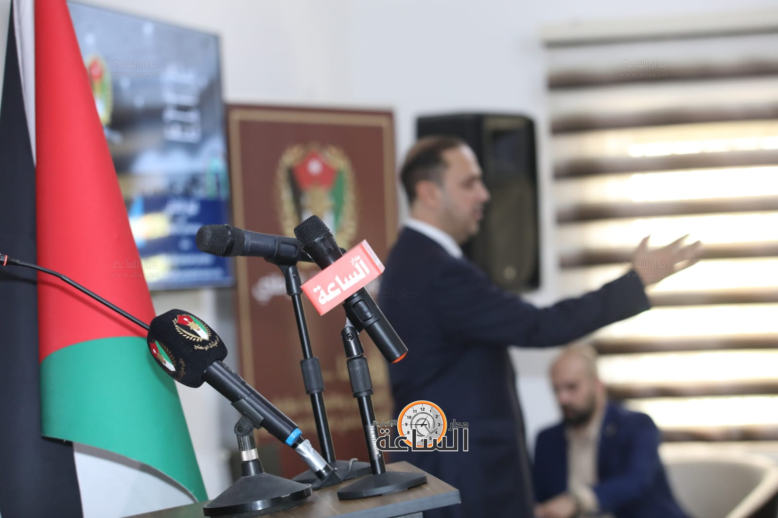 Madar Al-Saa Images 0.8774240243025206