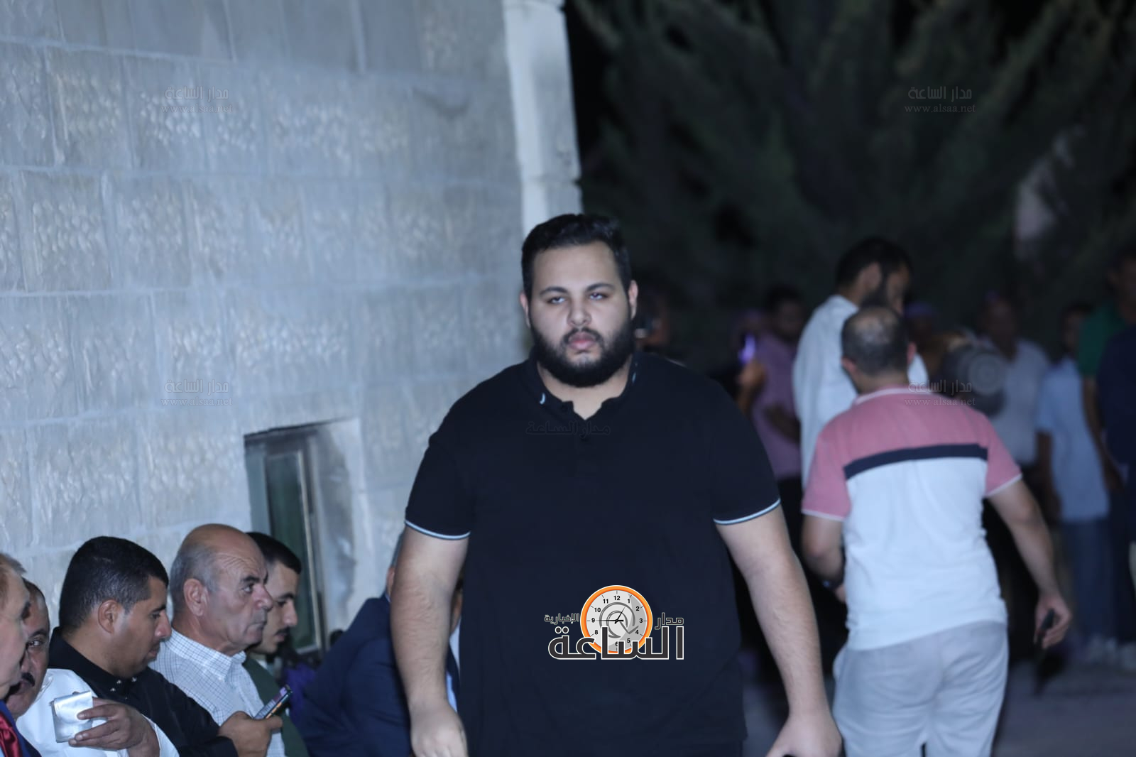 Madar Al-Saa Images 0.05394497313047264