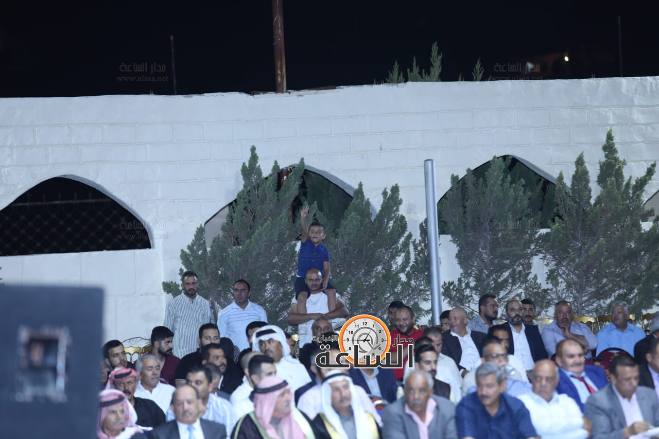 Madar Al-Saa Images 0.6515348807489796