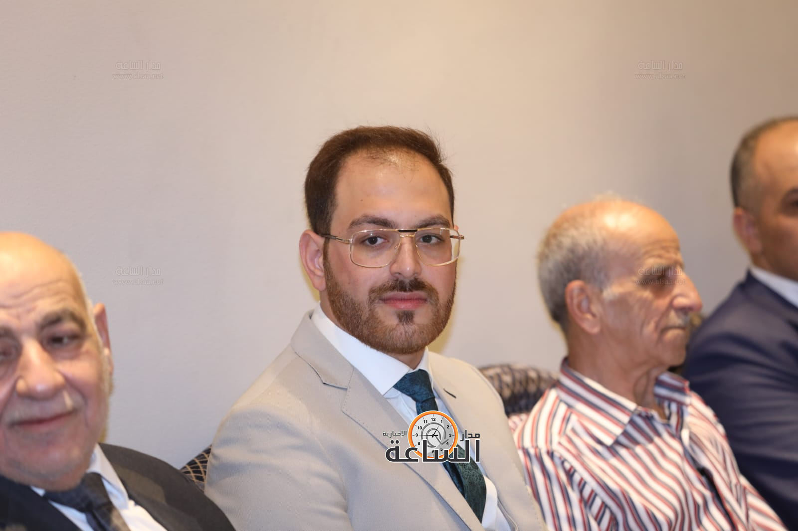 Madar Al-Saa Images 0.04905784248311518