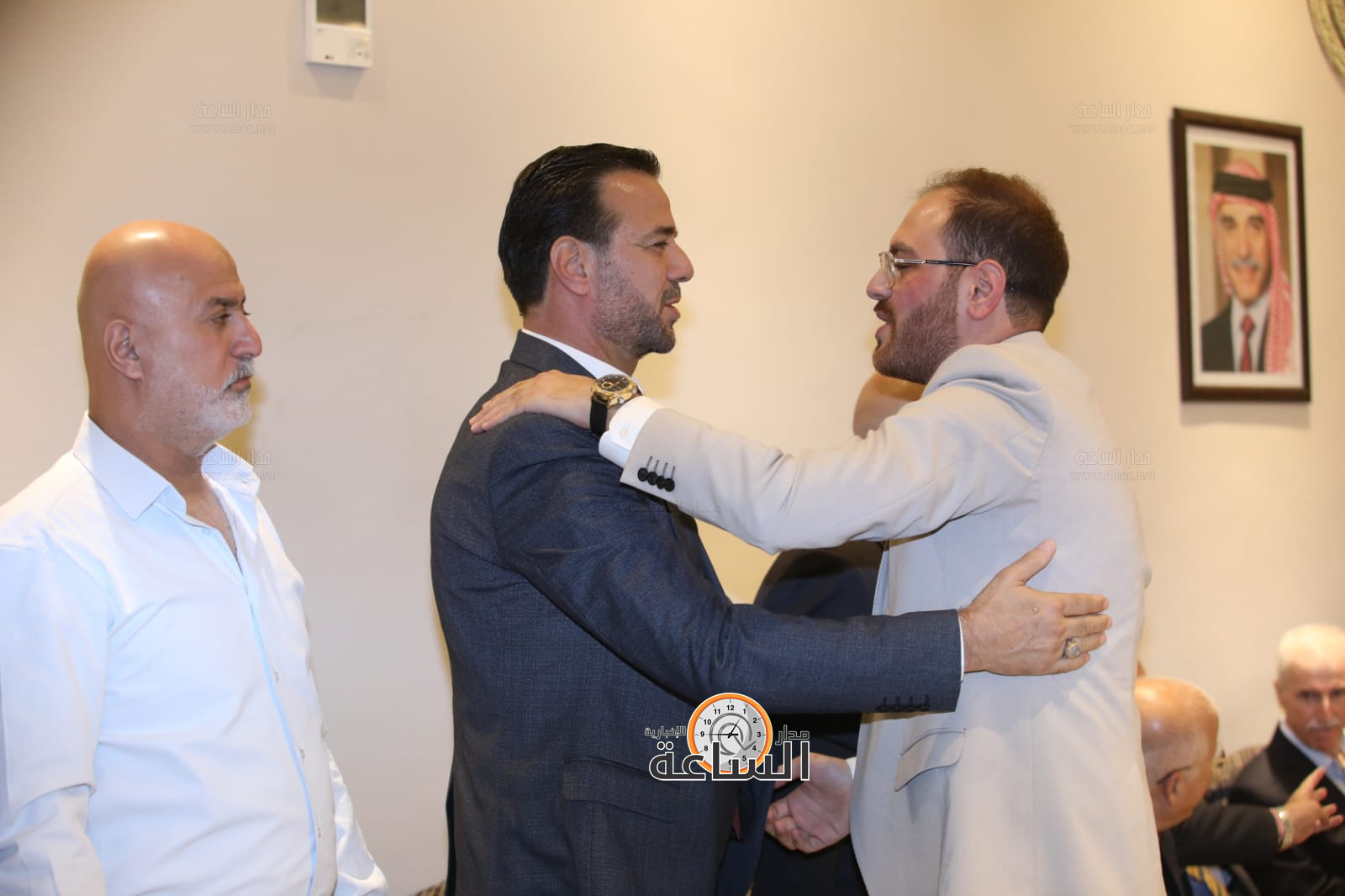 Madar Al-Saa Images 0.4078197343532757