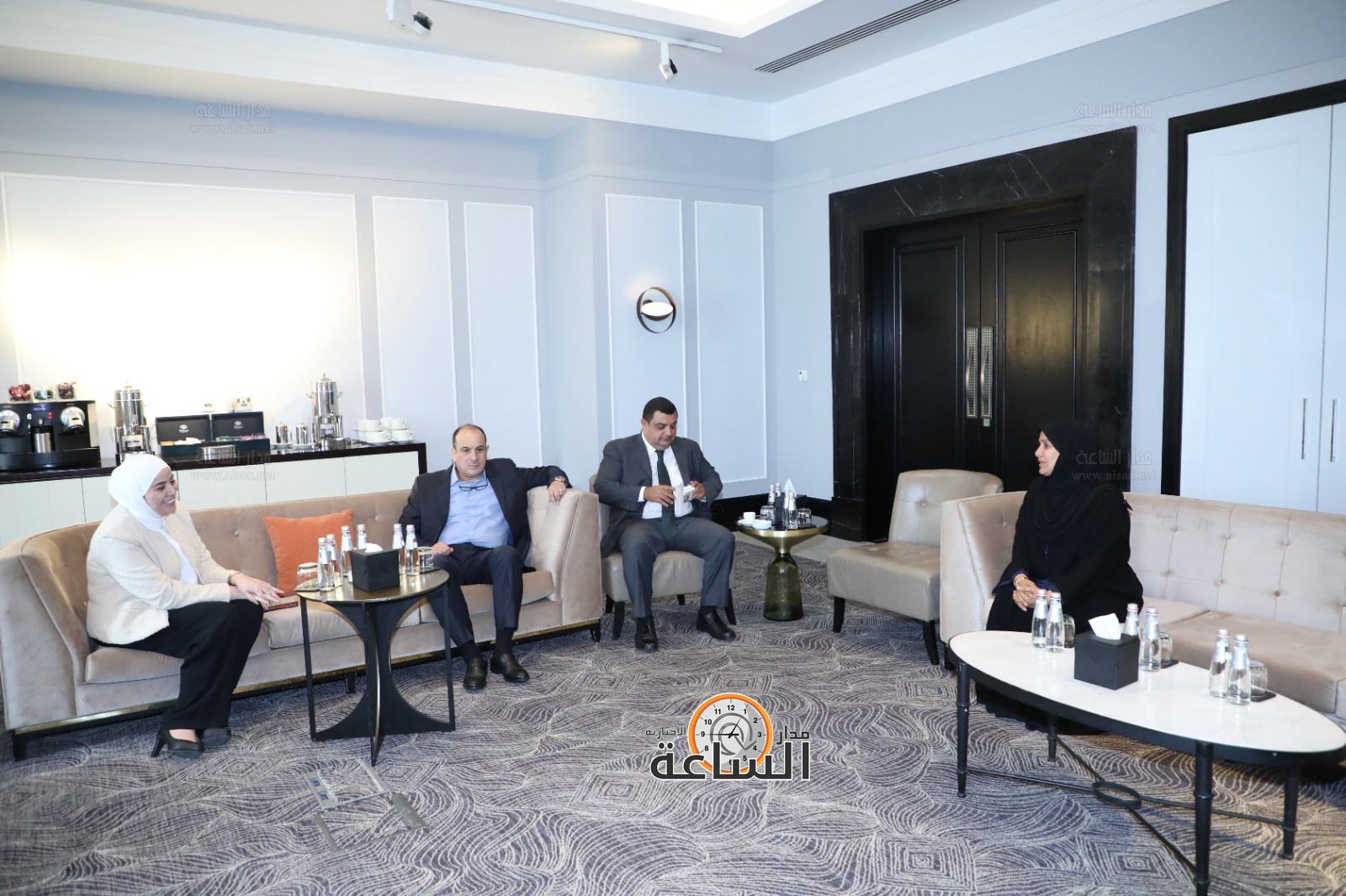 Madar Al-Saa Images 0.7763439030949104