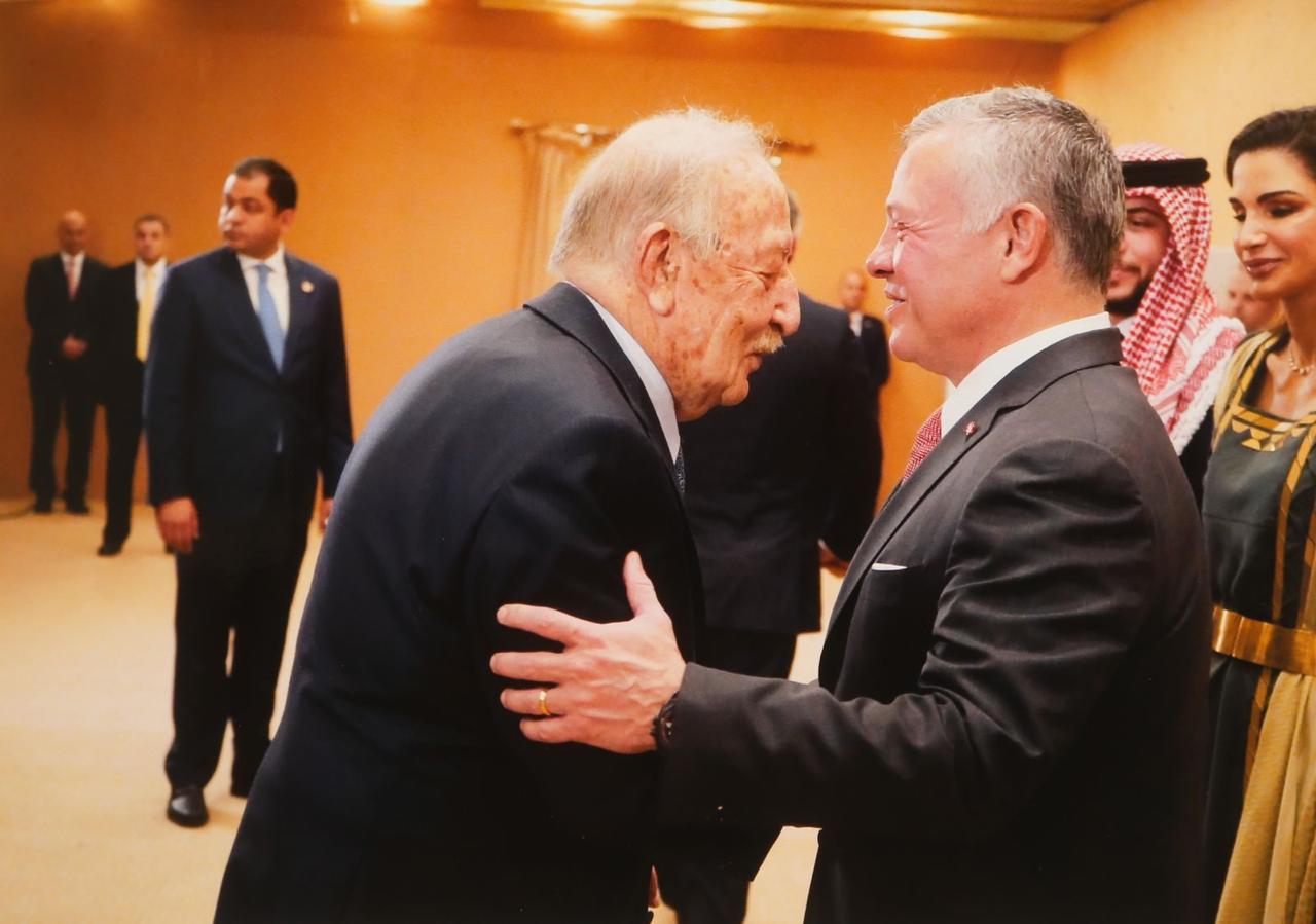 Madar Al-Saa Images 0.9939628036812733