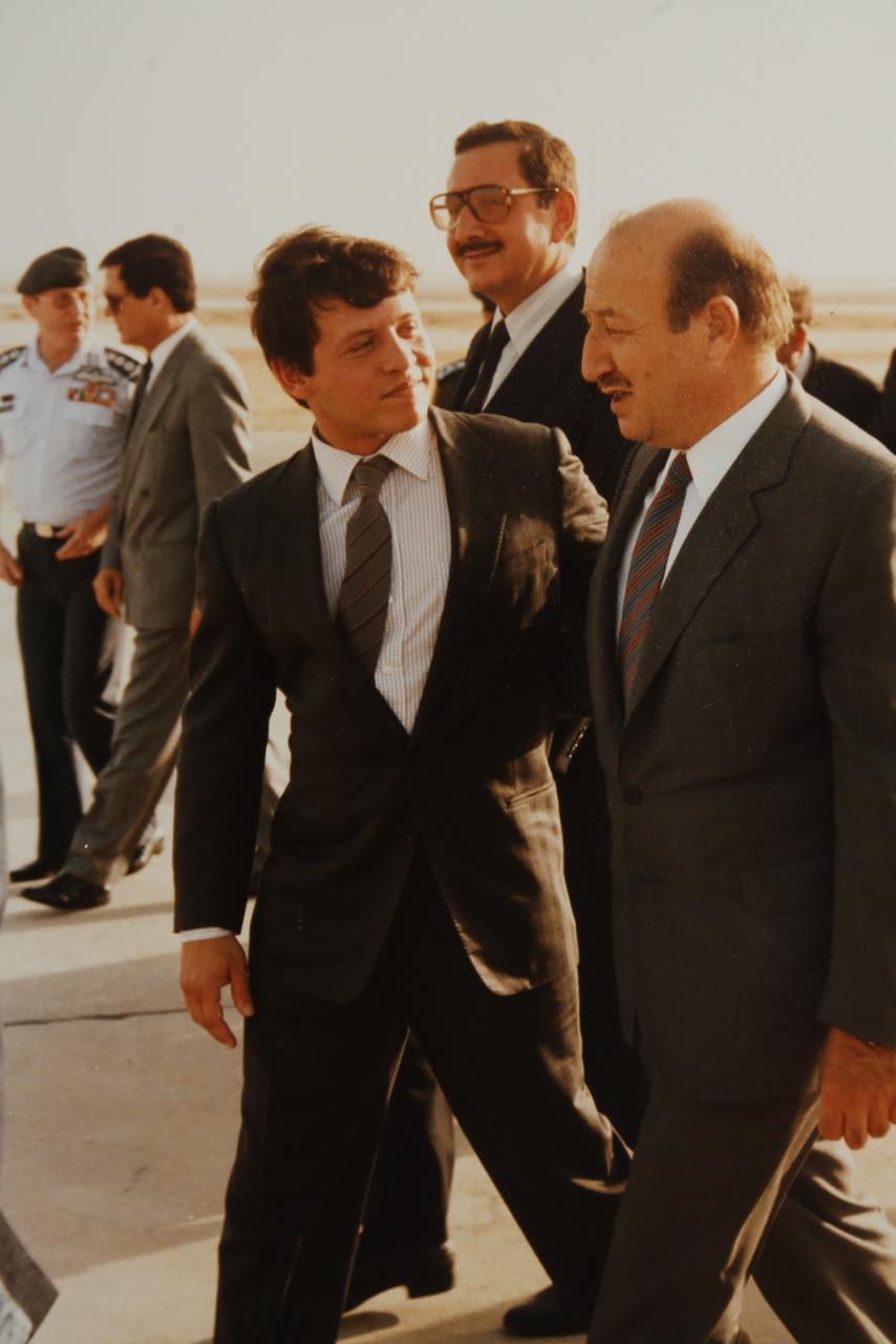 Madar Al-Saa Images 0.0603174868283789