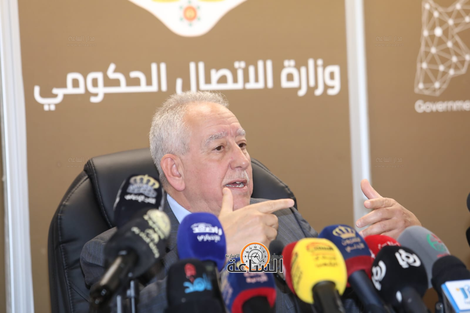 Madar Al-Saa Images 0.794713596064281