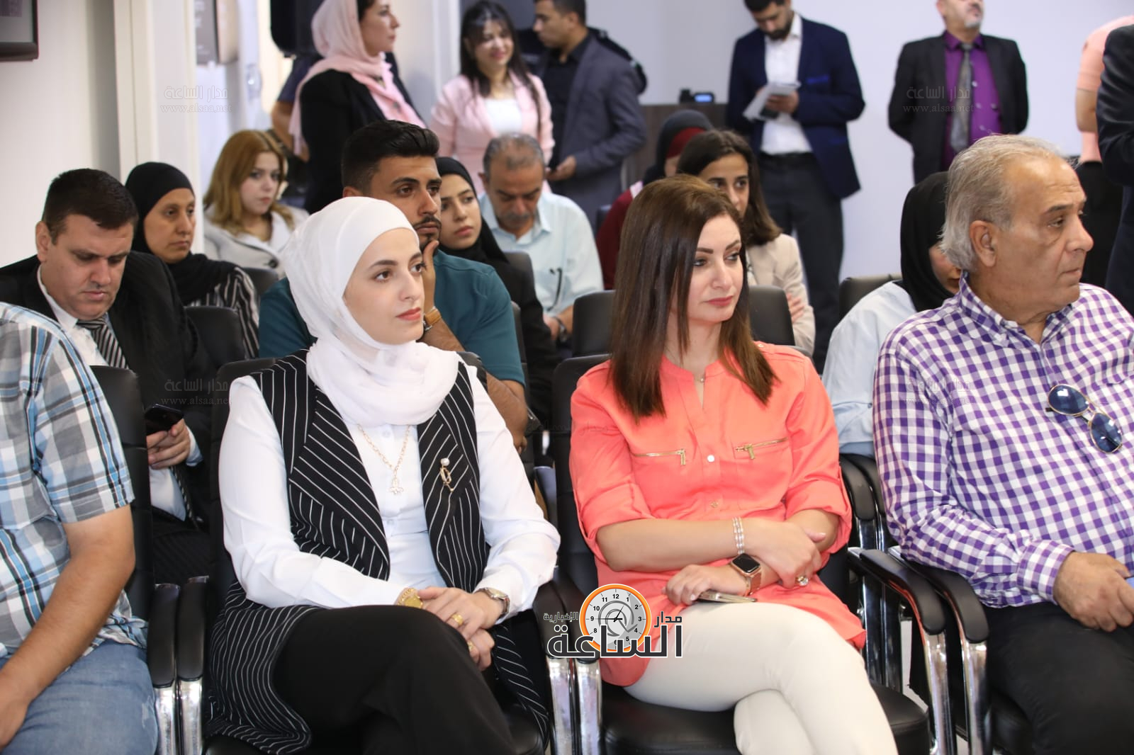 Madar Al-Saa Images 0.6772949146559566