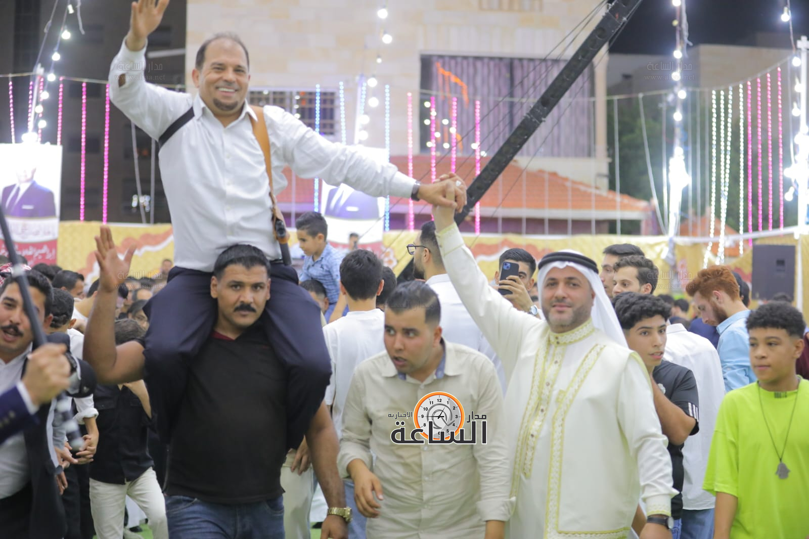 Madar Al-Saa Images 0.46560742226465424