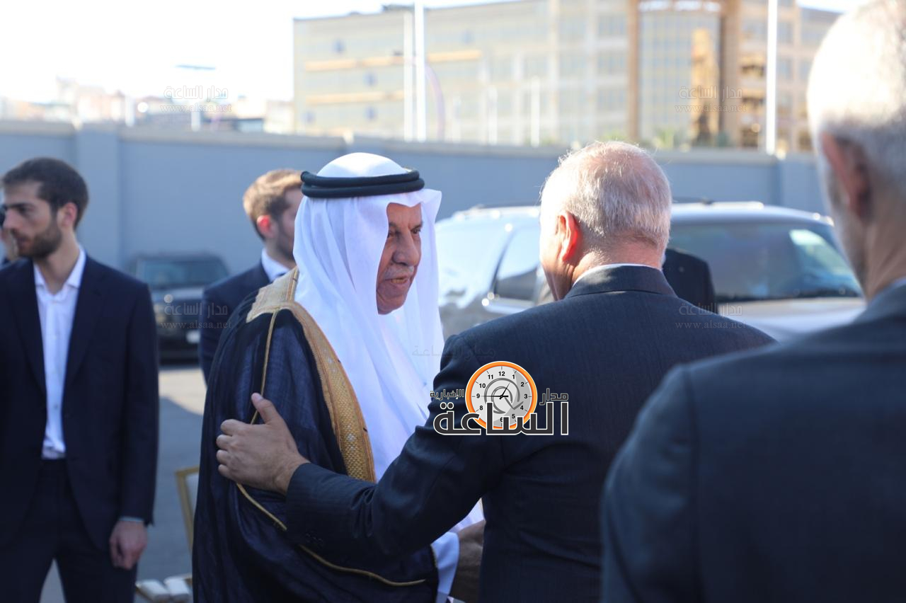 Madar Al-Saa Images 0.8117746317712238