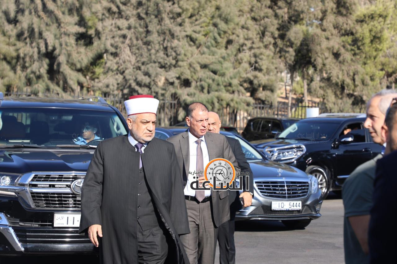 Madar Al-Saa Images 0.13297331795165435