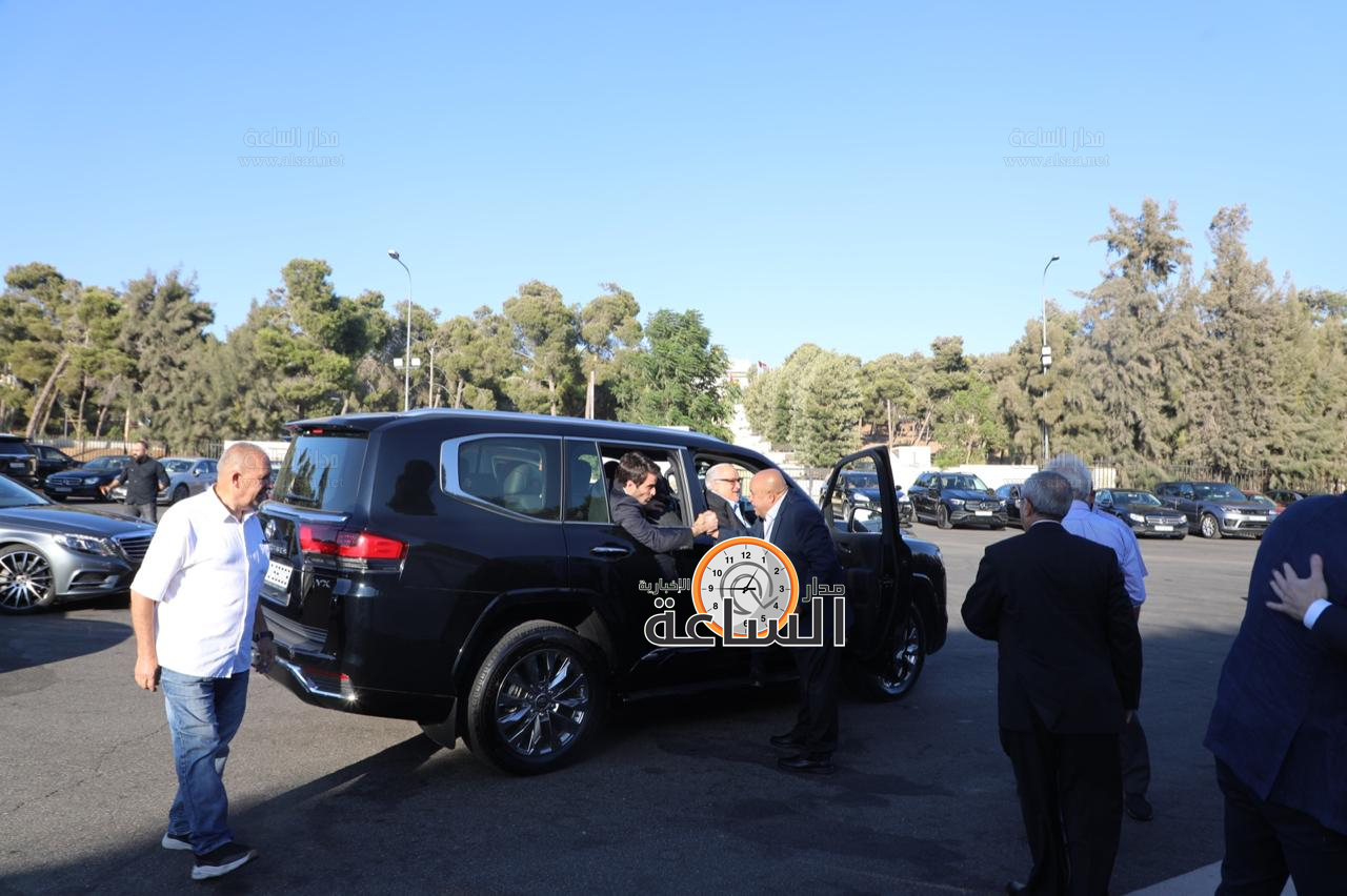 Madar Al-Saa Images 0.7621051223820474