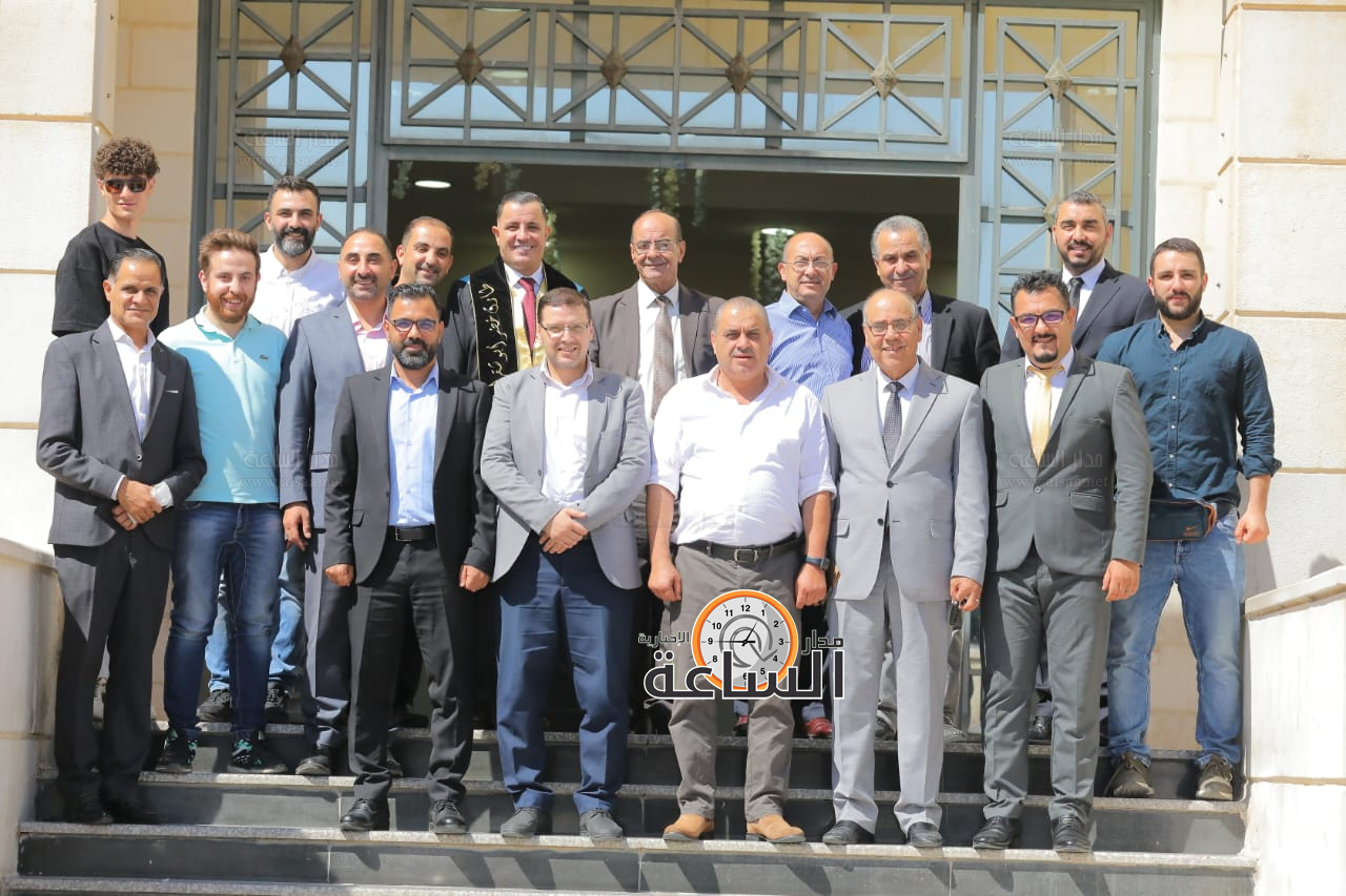 Madar Al-Saa Images 0.6217107981634753