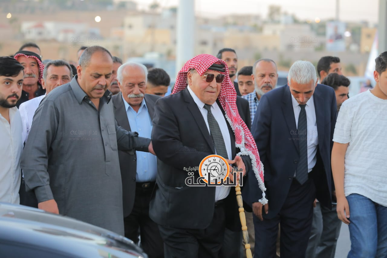 Madar Al-Saa Images 0.10488644023652549