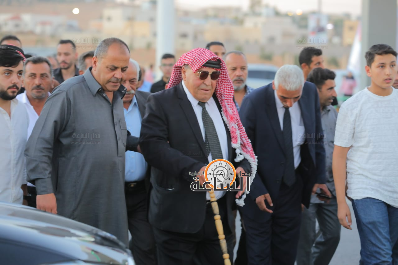 Madar Al-Saa Images 0.36045820392075356