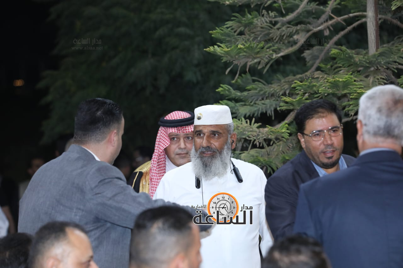 Madar Al-Saa Images 0.14561638211871886