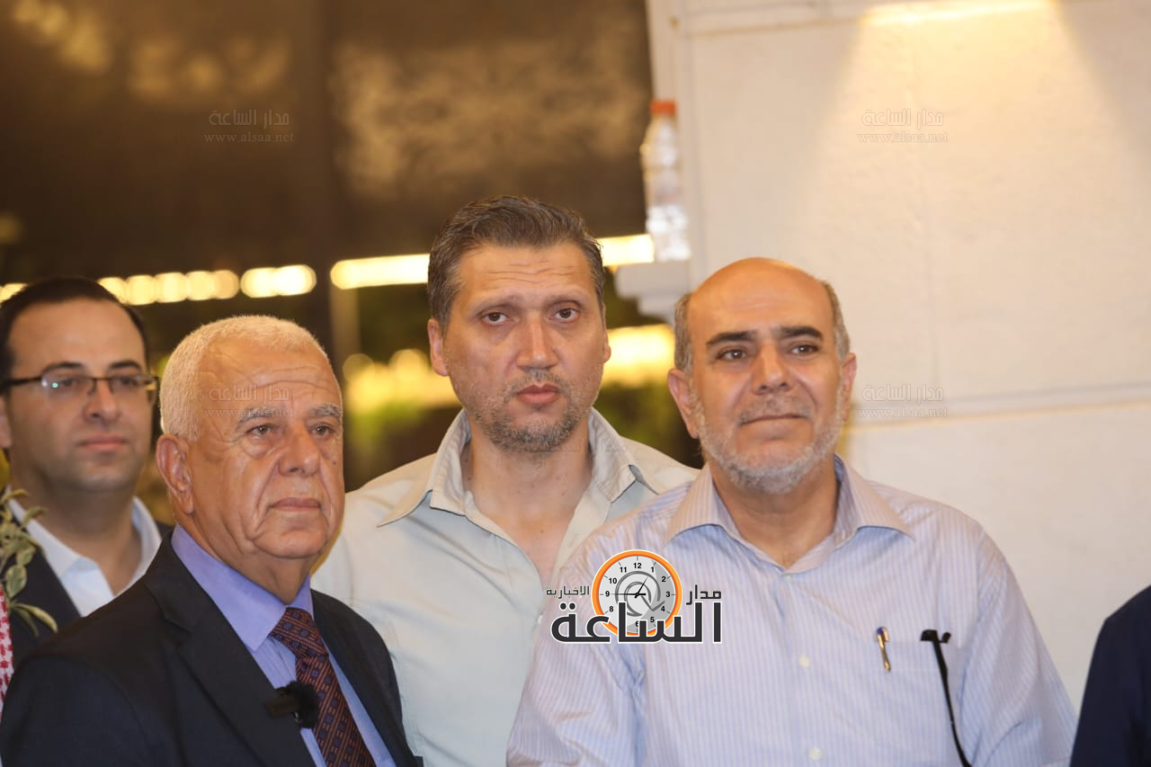 Madar Al-Saa Images 0.38467025434950375