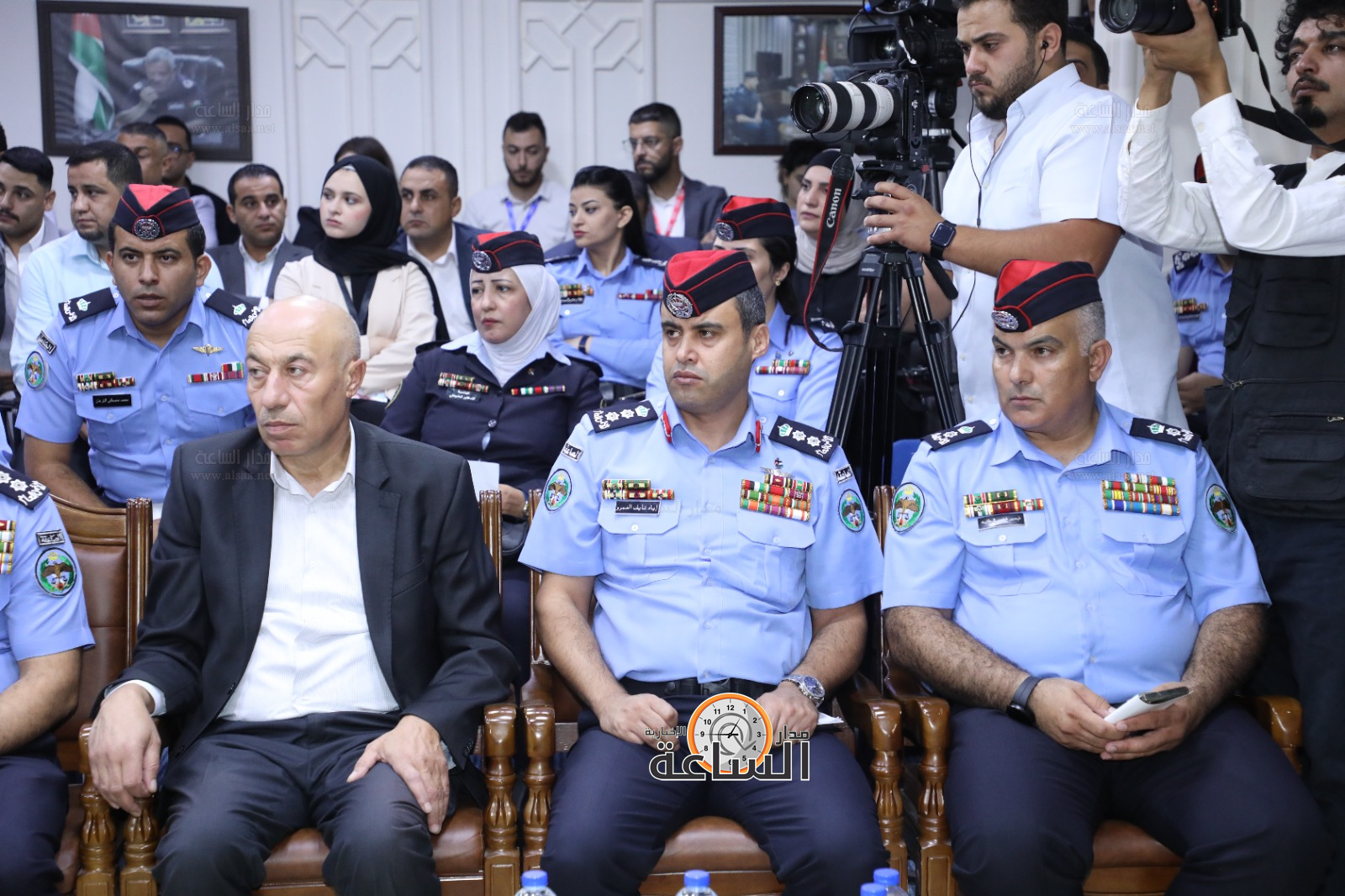 Madar Al-Saa Images 0.08564575191354717