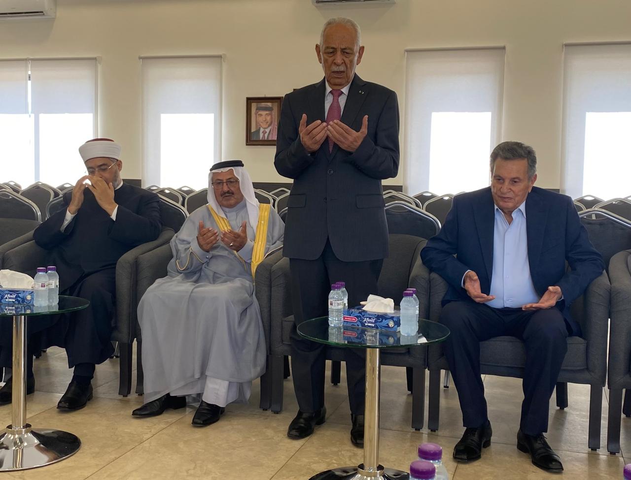 Madar Al-Saa Images 0.5901164701749255