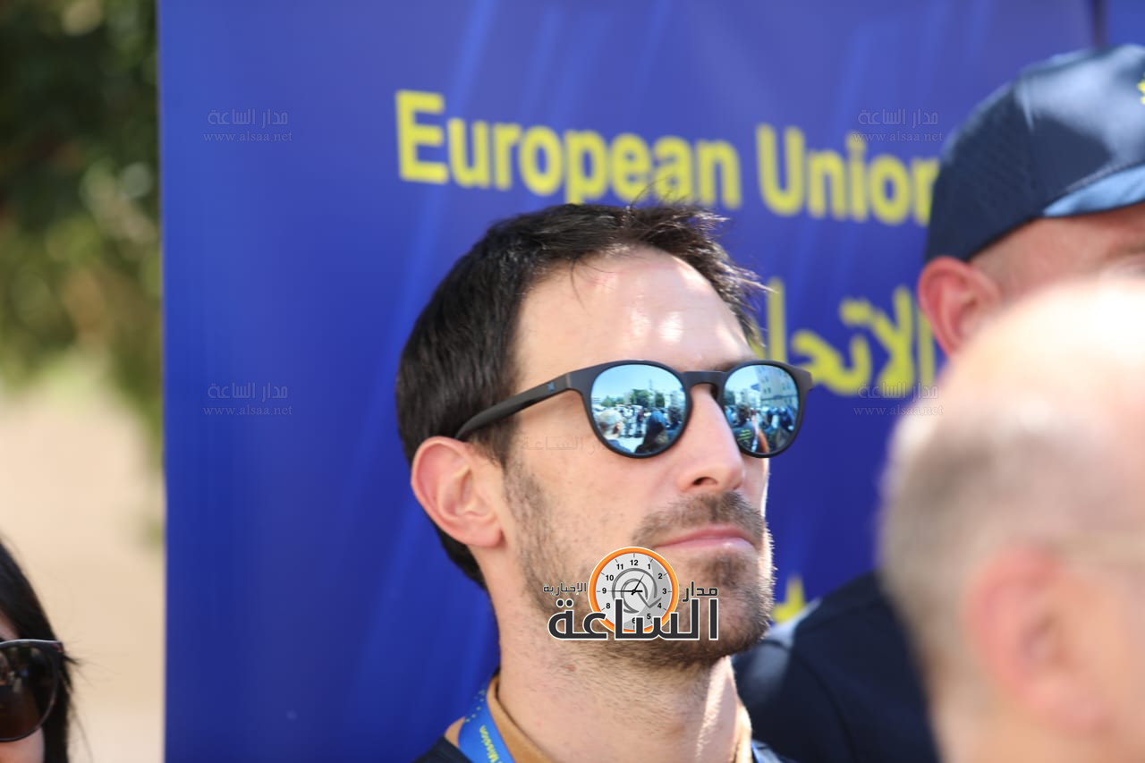 Madar Al-Saa Images 0.6739165359399382