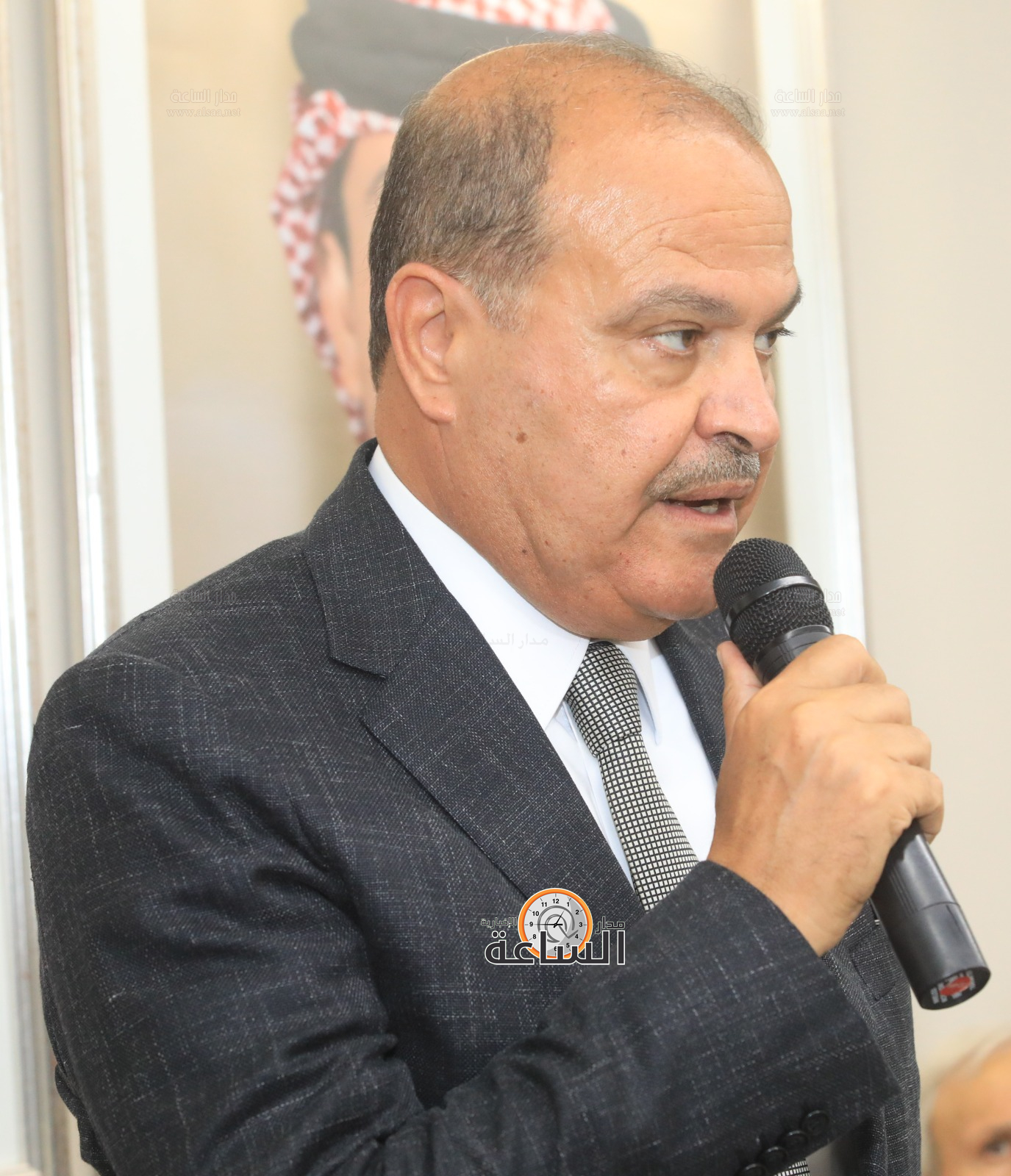 Madar Al-Saa Images 0.057747870180633765