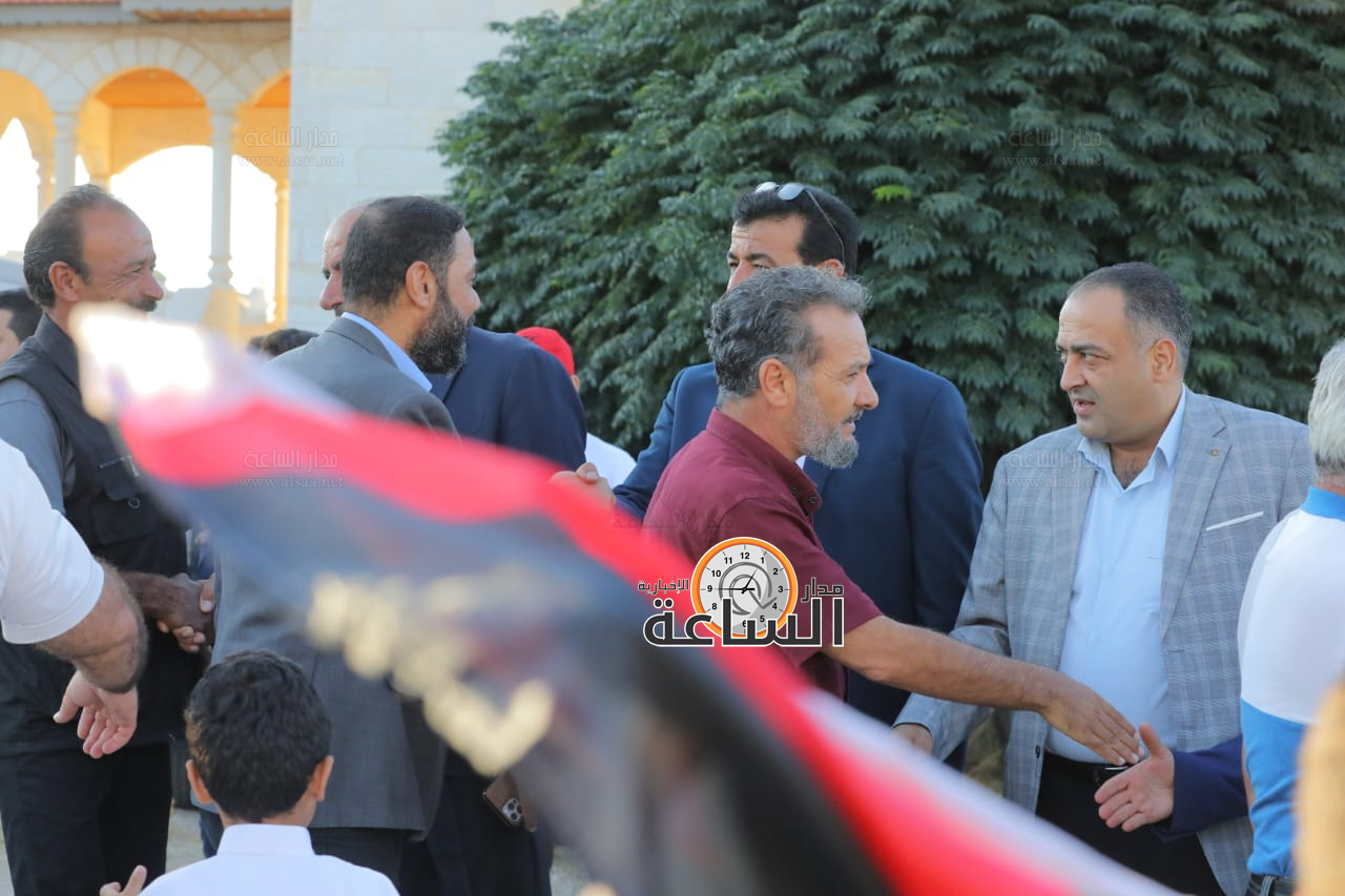 Madar Al-Saa Images 0.5607230632062294