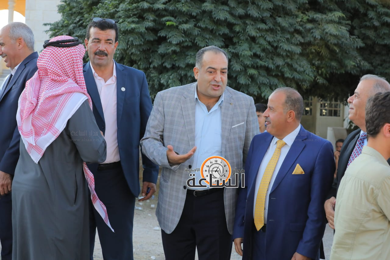 Madar Al-Saa Images 0.7291540911825012