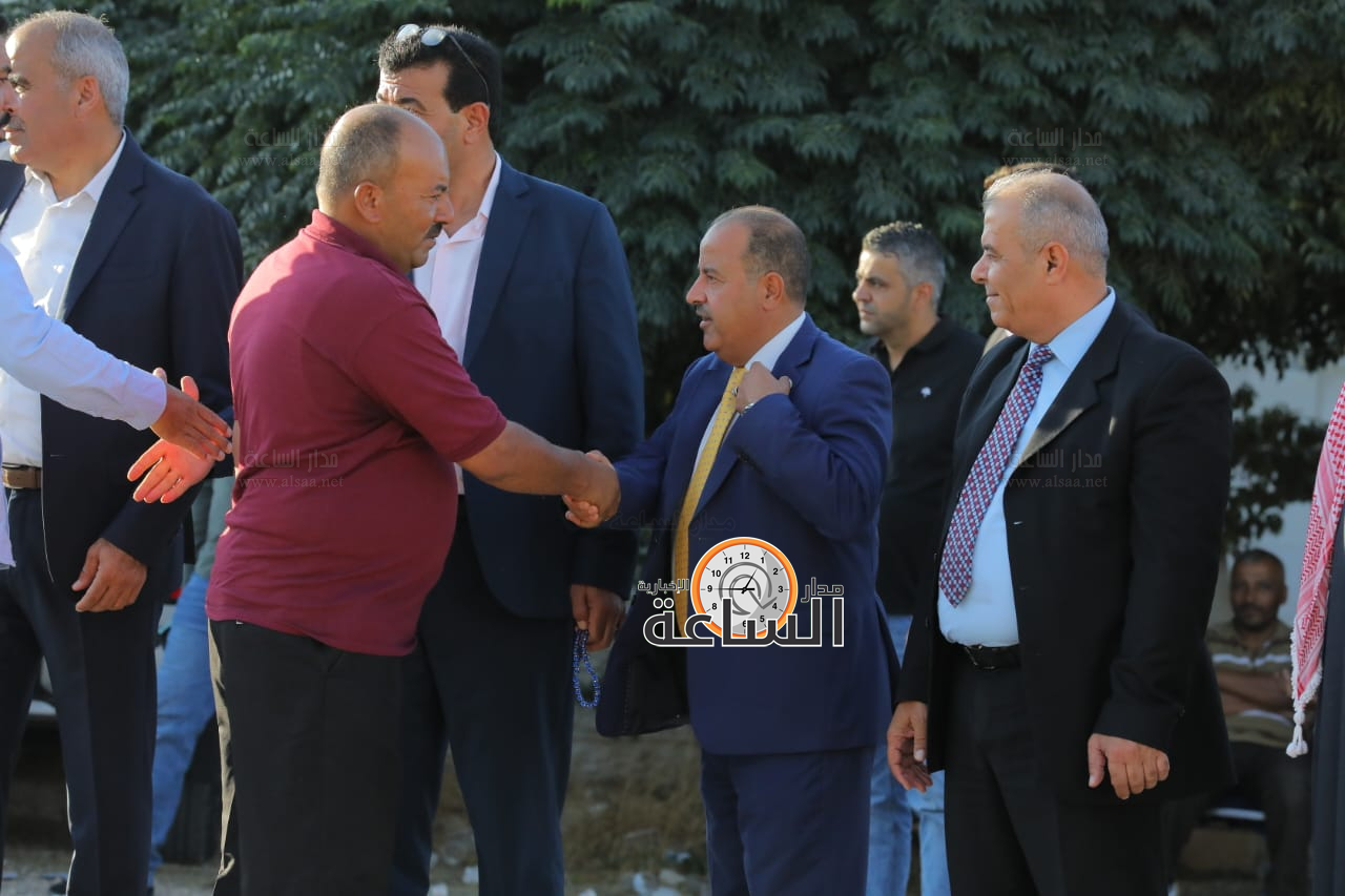 Madar Al-Saa Images 0.42813156694159615