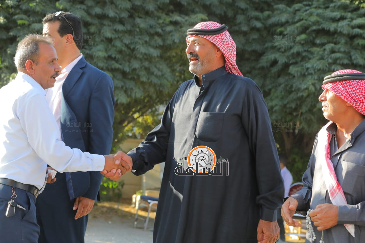 Madar Al-Saa Images 0.385802089224214