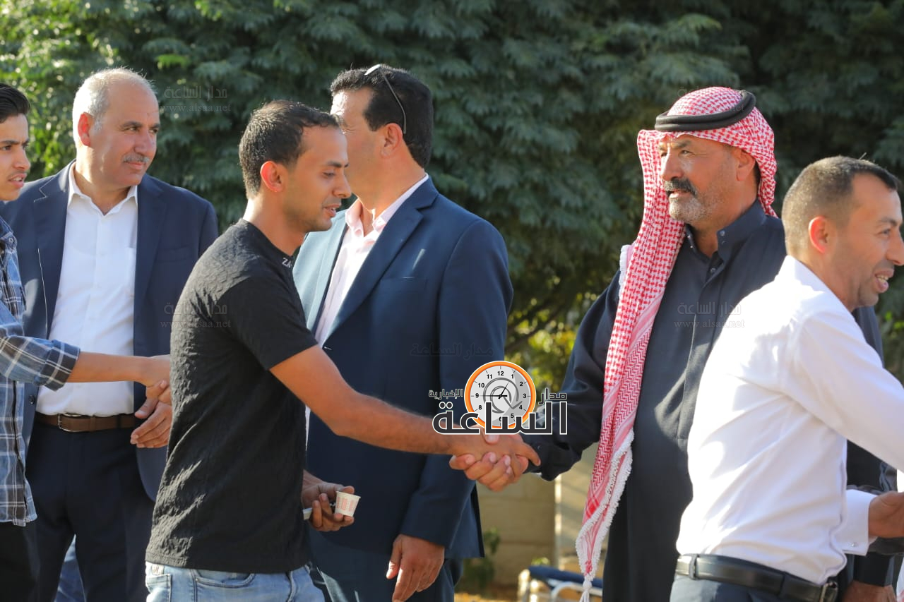 Madar Al-Saa Images 0.8102524388537486