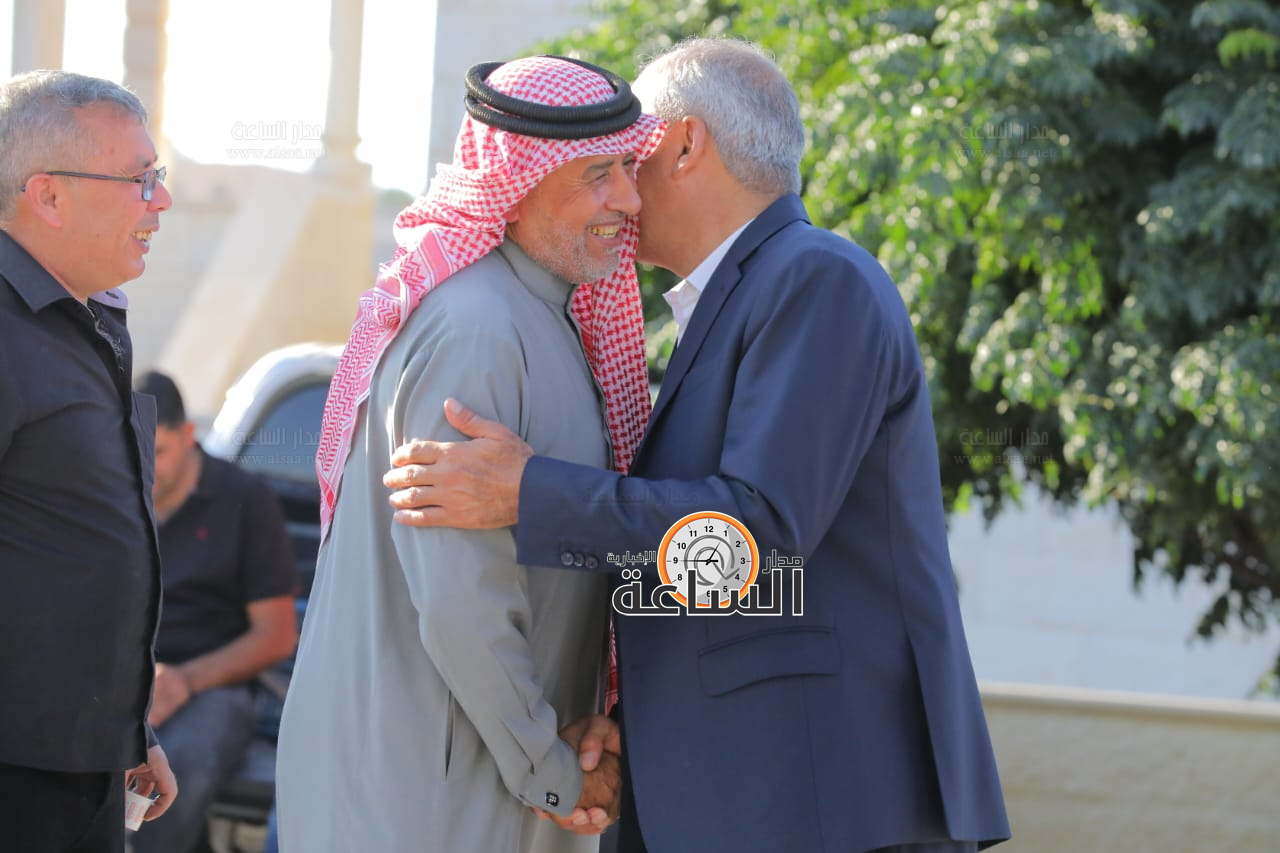 Madar Al-Saa Images 0.7760584431271753