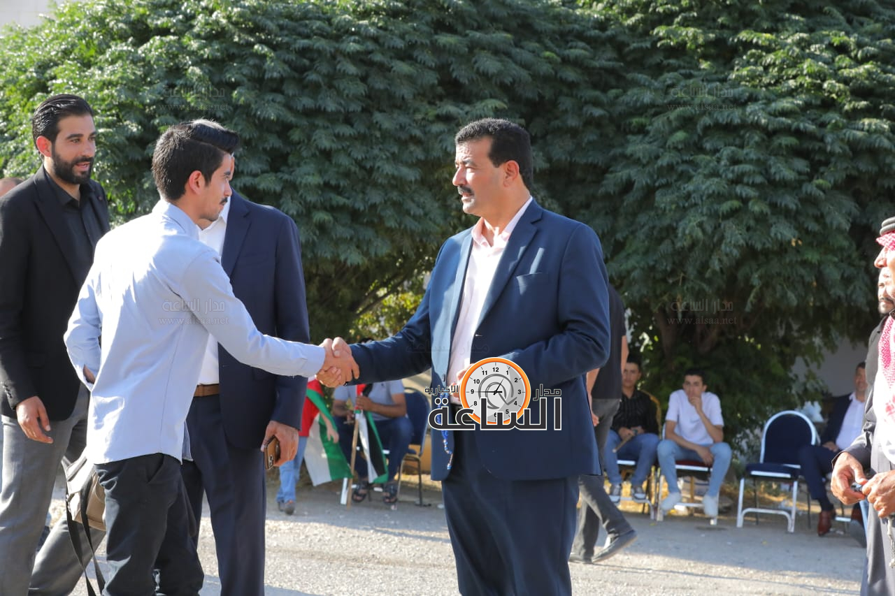 Madar Al-Saa Images 0.15512963419428627