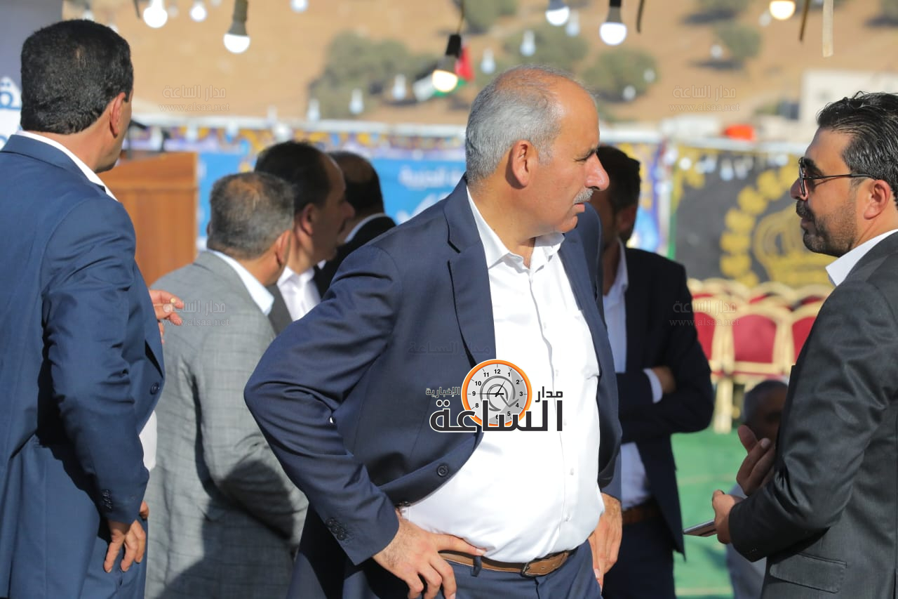 Madar Al-Saa Images 0.24934128885081308