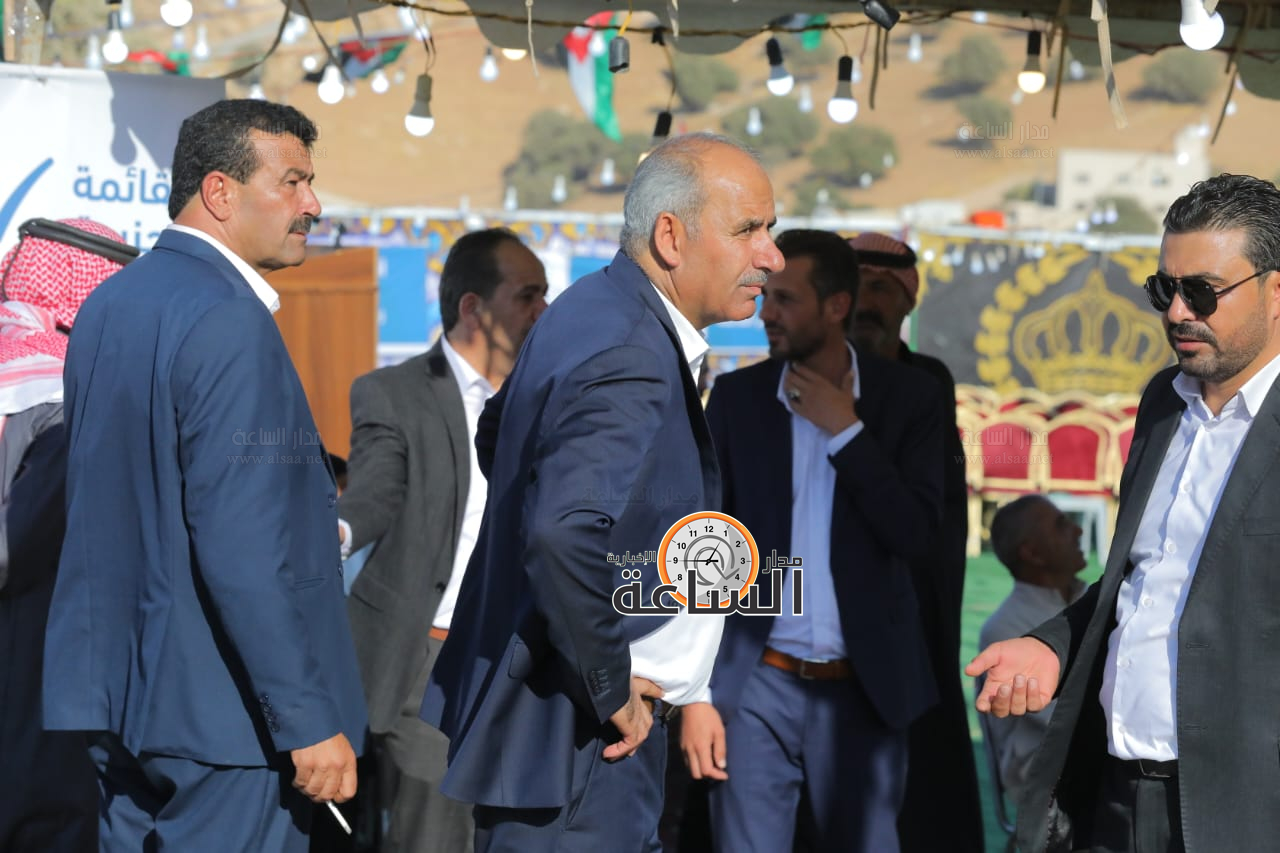 Madar Al-Saa Images 0.12806325372907157