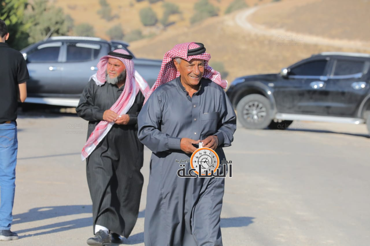 Madar Al-Saa Images 0.775225555009714