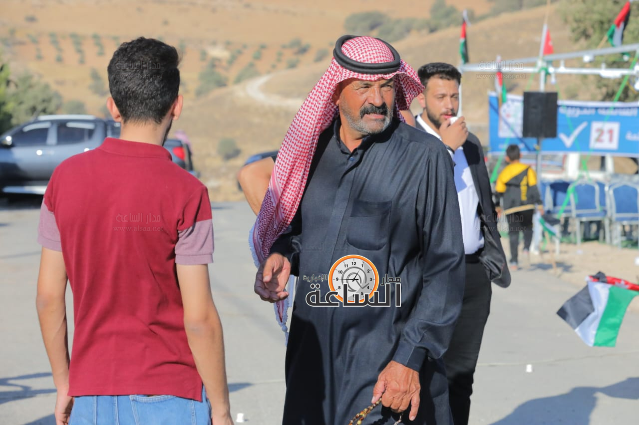 Madar Al-Saa Images 0.3110799572610319