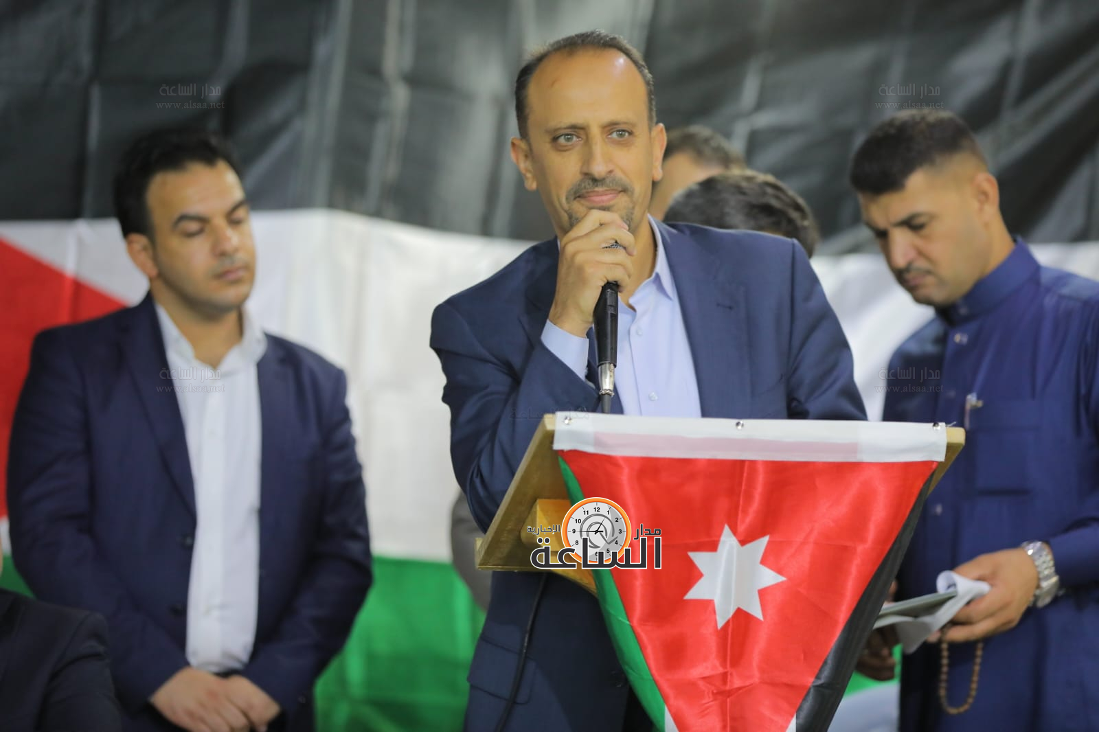 Madar Al-Saa Images 0.8004044896874392