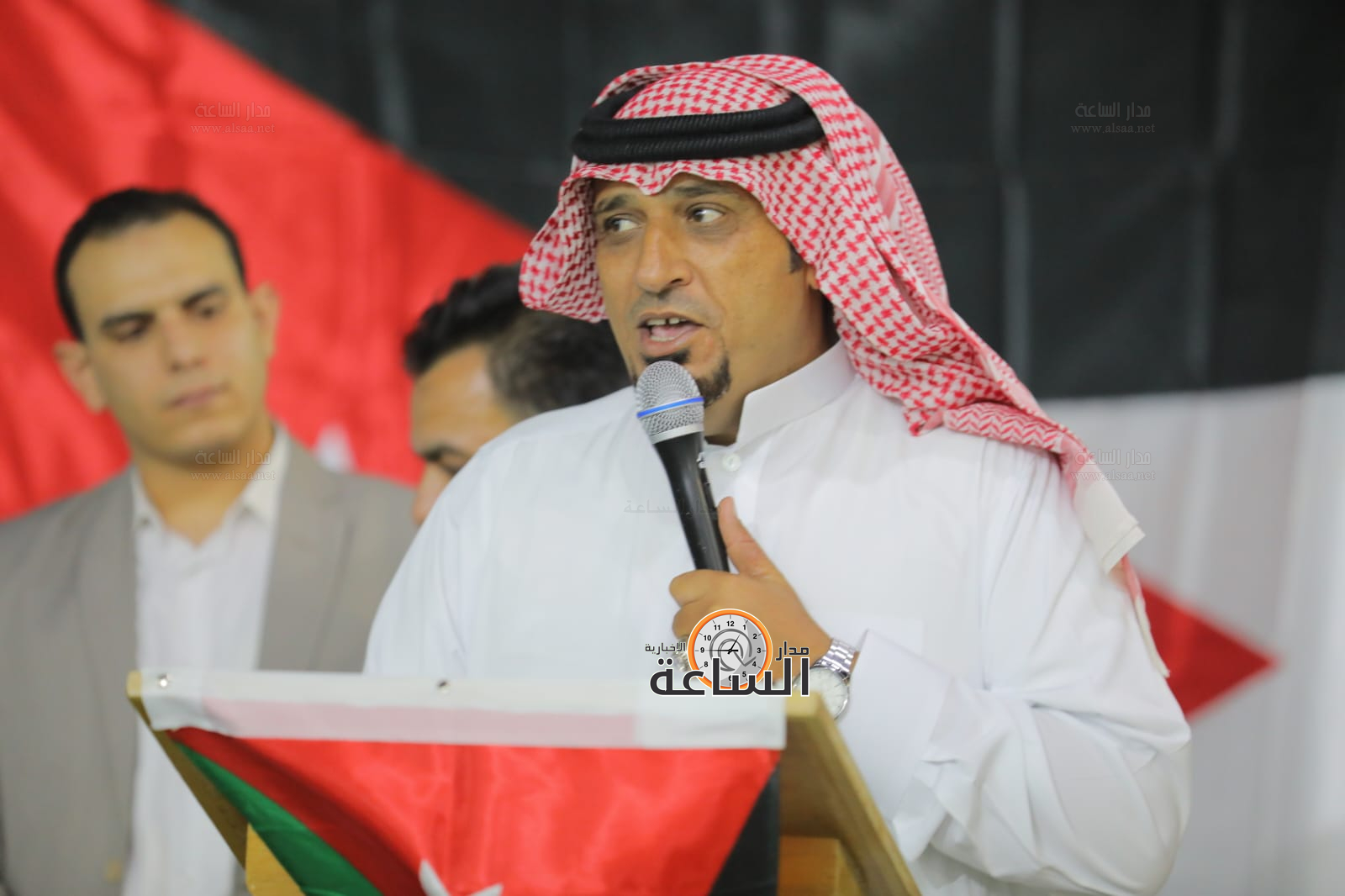 Madar Al-Saa Images 0.7950180110869345