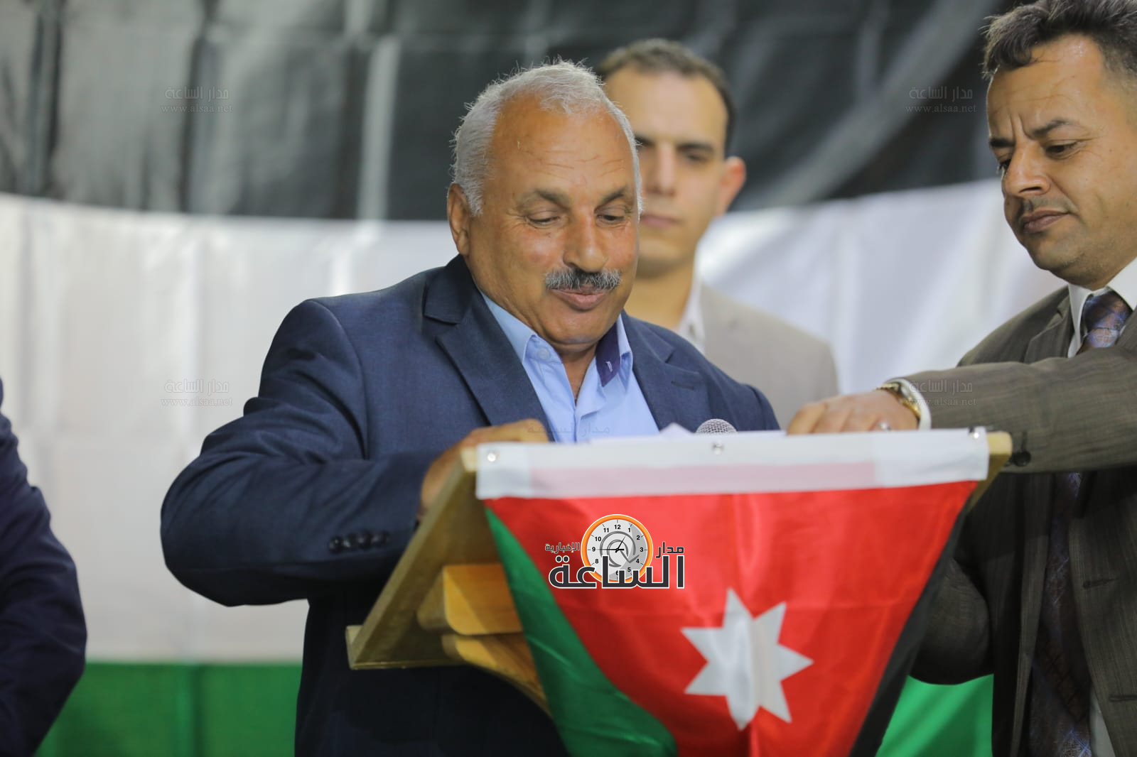 Madar Al-Saa Images 0.6235807106515014