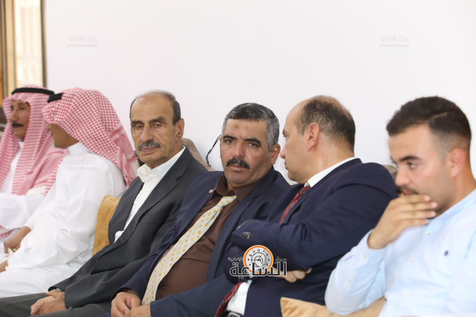 Madar Al-Saa Images 0.18360216301431476