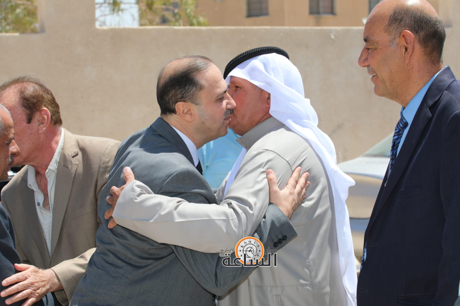 Madar Al-Saa Images 0.9522801143047577