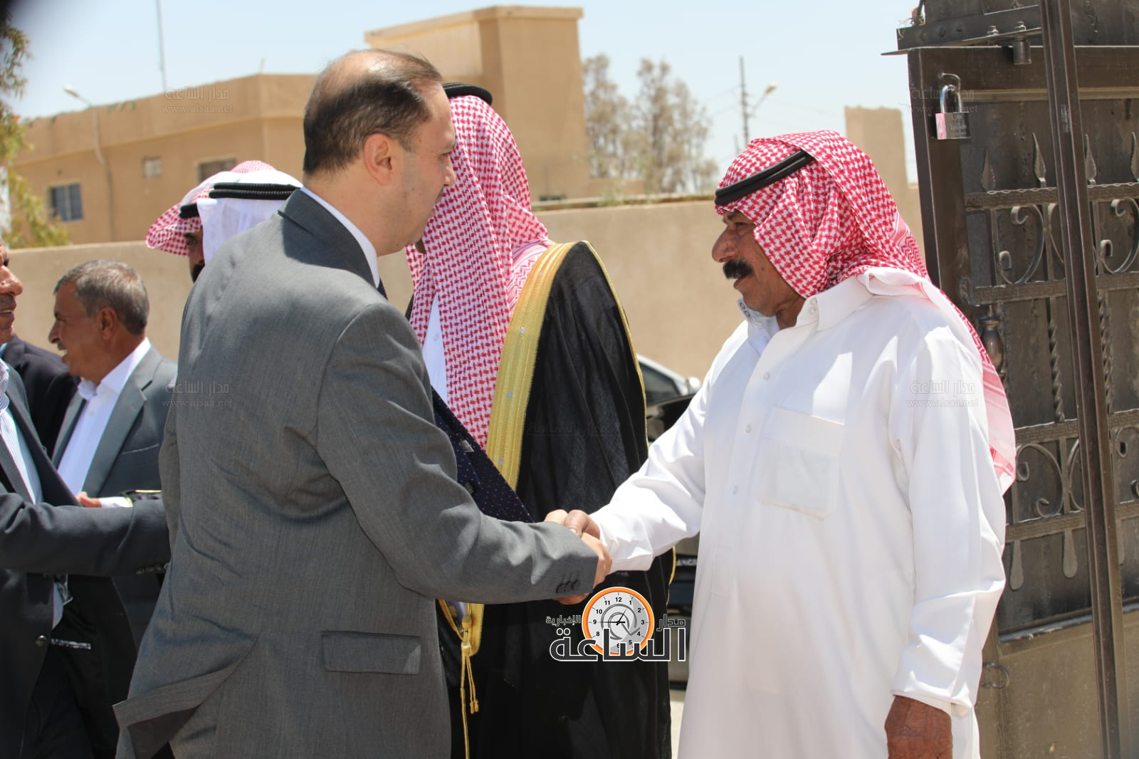 Madar Al-Saa Images 0.8889748056301743