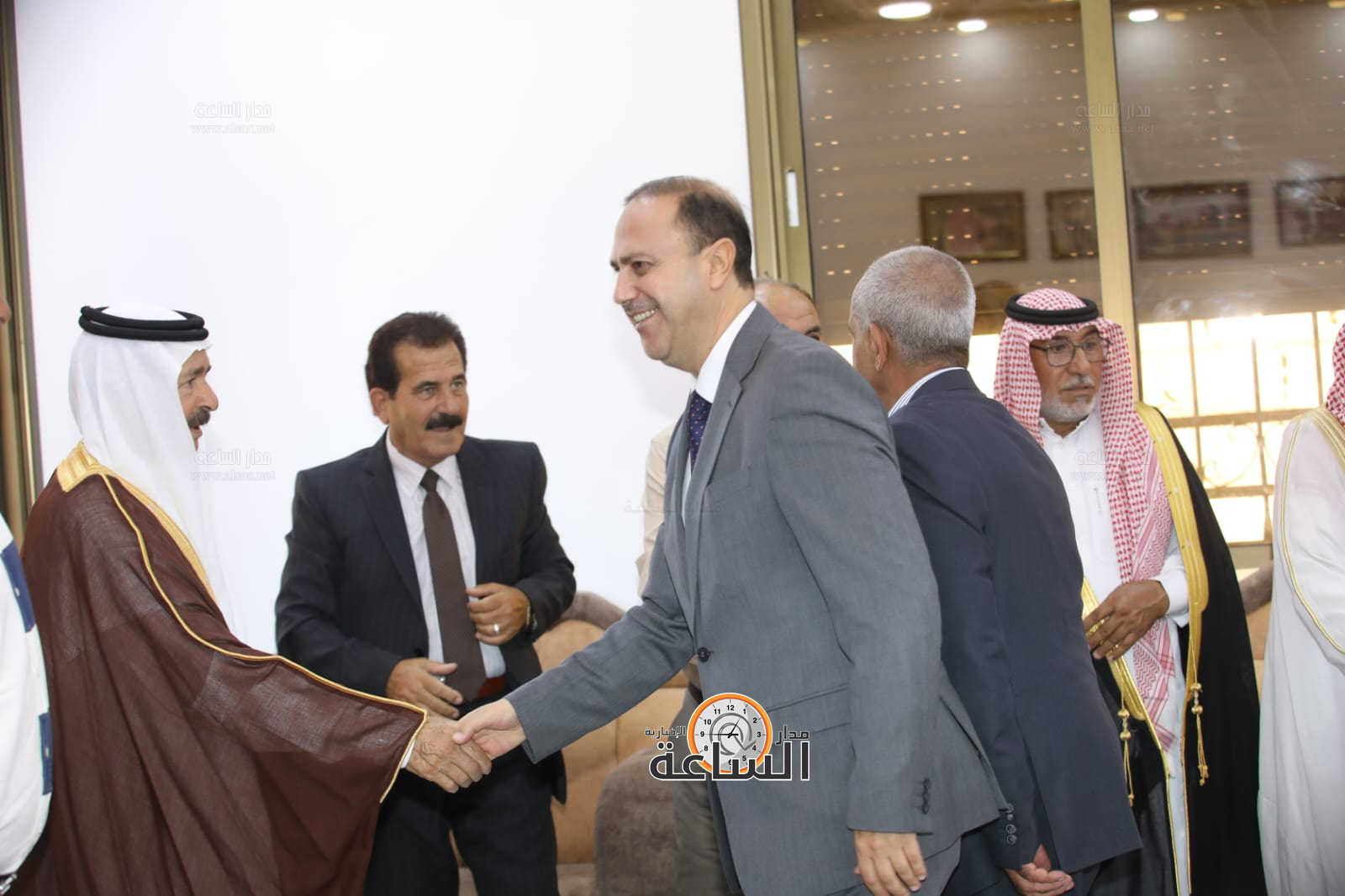 Madar Al-Saa Images 0.5865566831723654