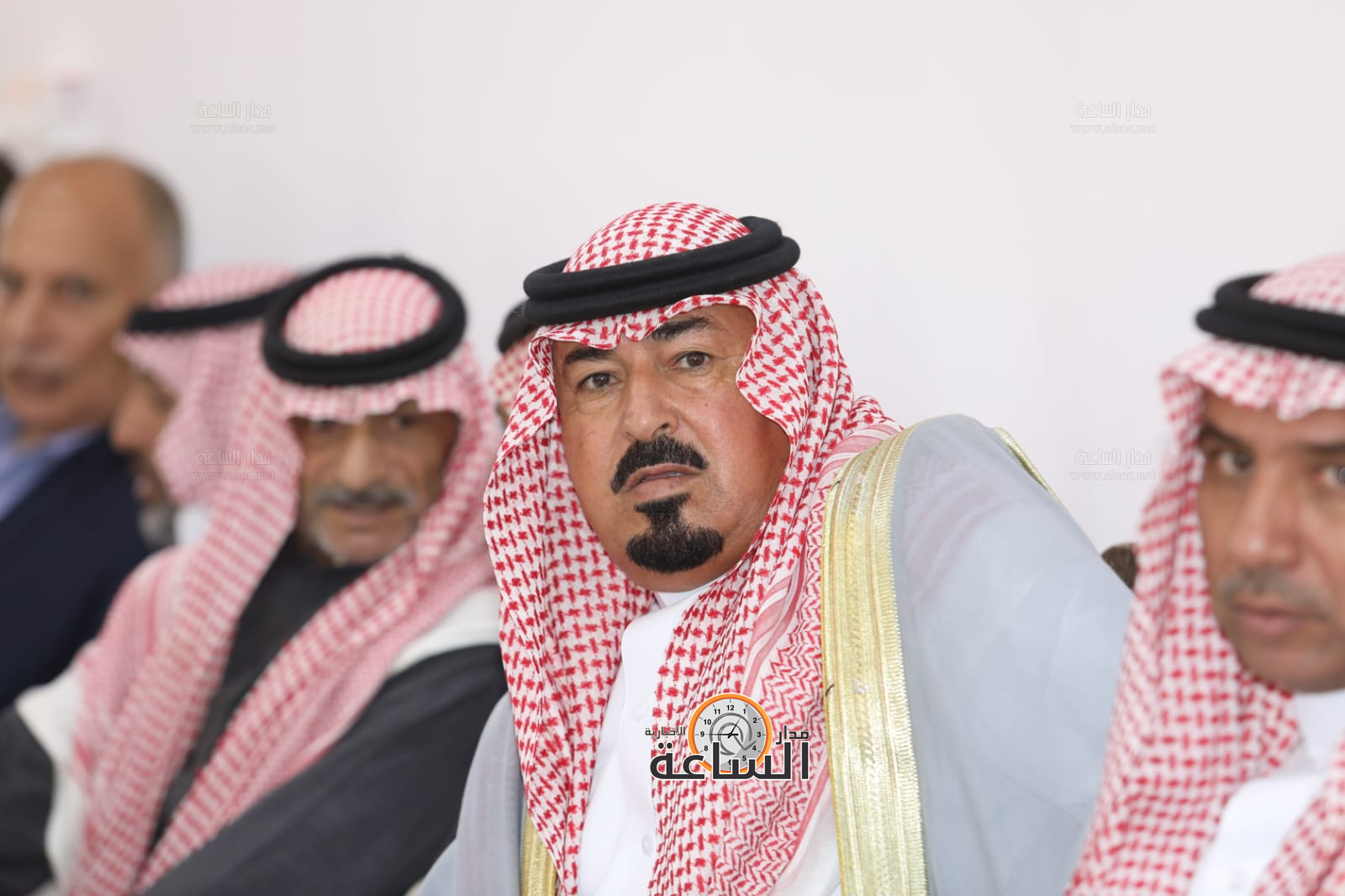 Madar Al-Saa Images 0.9593433943622713